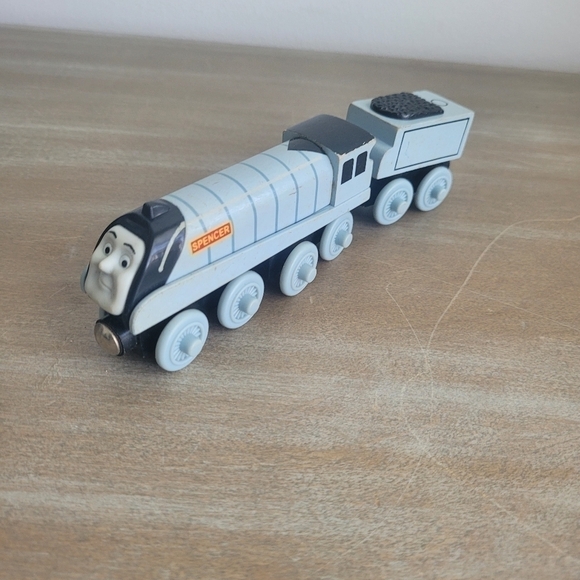 2004 of Spencer and Spencer's Tender;  Thomas & friends Wooden Railway model. - Picture 1 of 8